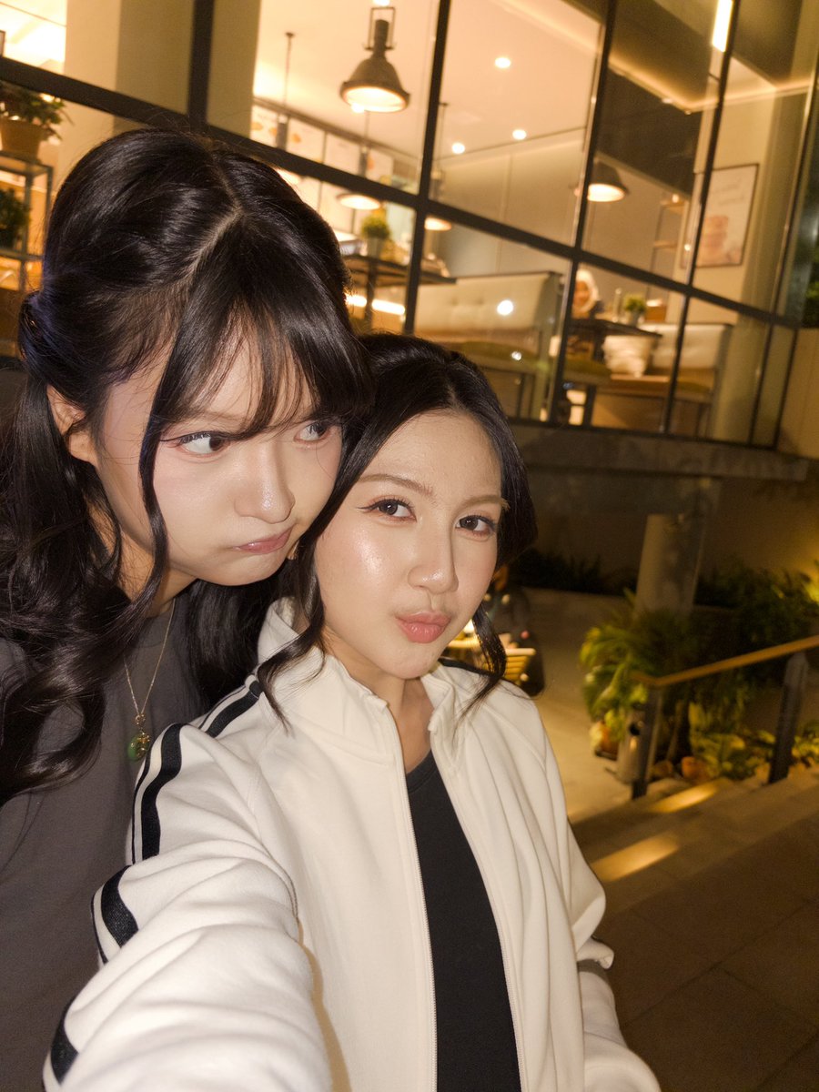 AR_AnindyaJKT48's tweet photo. bayik gede kuuu!!! sayangkuuuuuu https://t.co/1Xh8KN97kZ