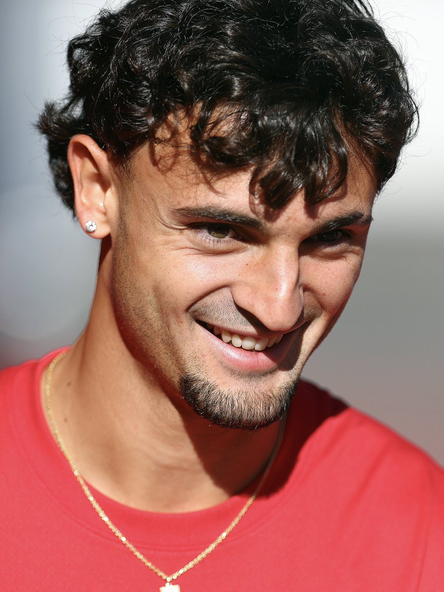 atletienglish's tweet photo. Smile. Atleti plays tomorrow 🤩 https://t.co/WjScDDcrAW