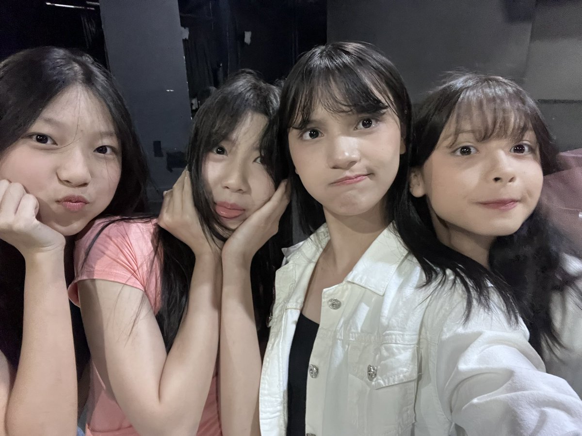 A_VirgiJKT48's tweet photo. thankyou live hari inihh ketemu di live selanjutnya yaaa https://t.co/yz0TEAGpev