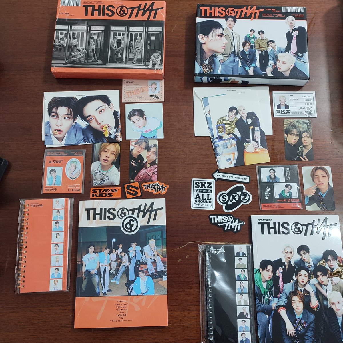 lee_rhinour's tweet photo. Finally albumku datengggg!!!
Album SKZ pertamaku dan langsung dapet jackpot! Minsung ku pulanggg yeayyy 🥰🥰
Dapet minbin, double ayen, double ID card chanie, hyungline gatau itu namanya apa. I'm soooo soooo happy!!

Thank you kak @scbcakep !! https://t.co/pRpDaKlpNh