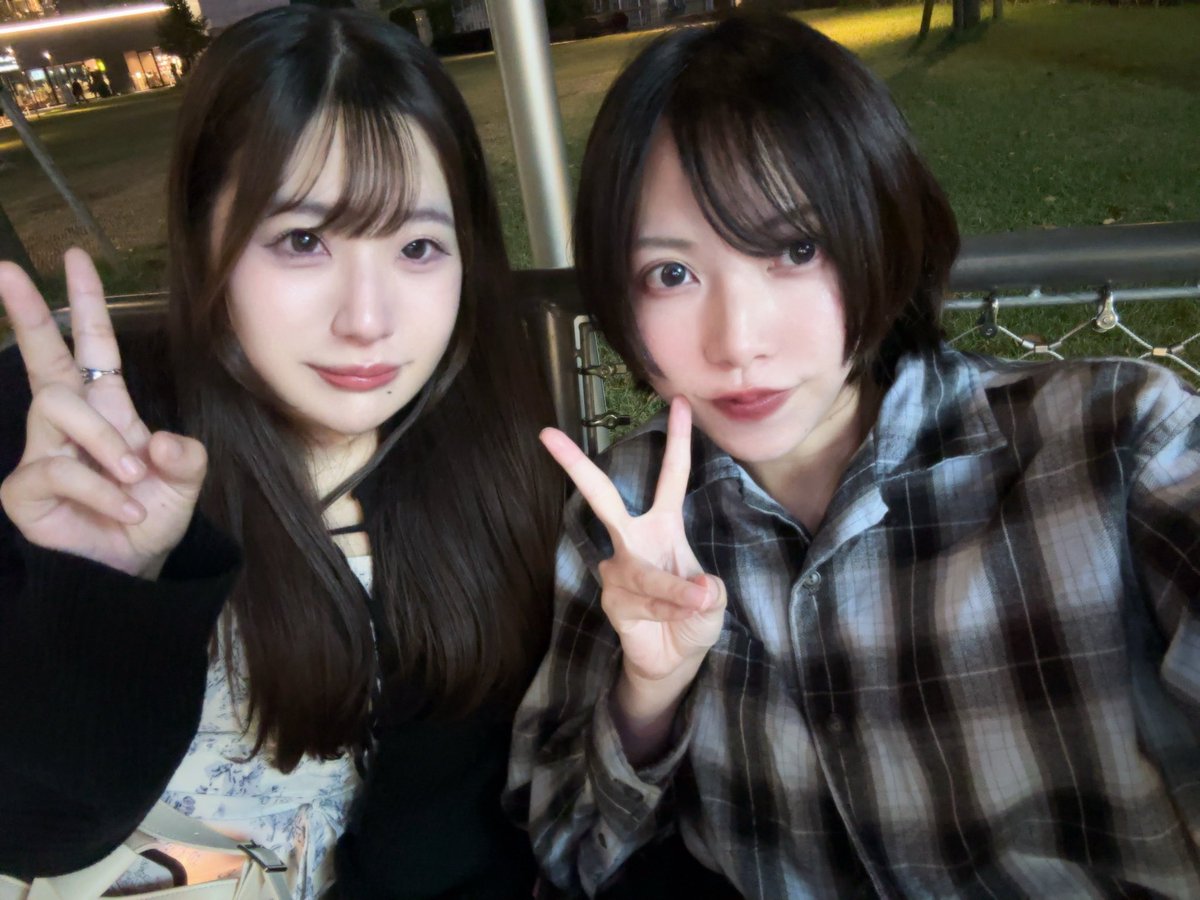 HP72300's tweet photo. 久々の1日休み嬉しい🎶
カナタさんとご飯行って公園でチルしてさらにるんるんな1日🎶 https://t.co/BTHcZUHpuX