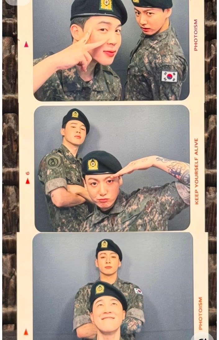 AnaMaha20201's tweet photo. Remember when Jungkook made the whole base eat seaweed soup for Jimin’s BD, according to a soldier’s sibling🥺

"My brother shares BD with Jimin, so when seaweed soup appeared on the menu, he asked ‘Wait, why?’ Turns out Jungkook had been preparing it for days for Jimin’s BD"😭❤️‍🩹 https://t.co/MWL4ZTuNaZ