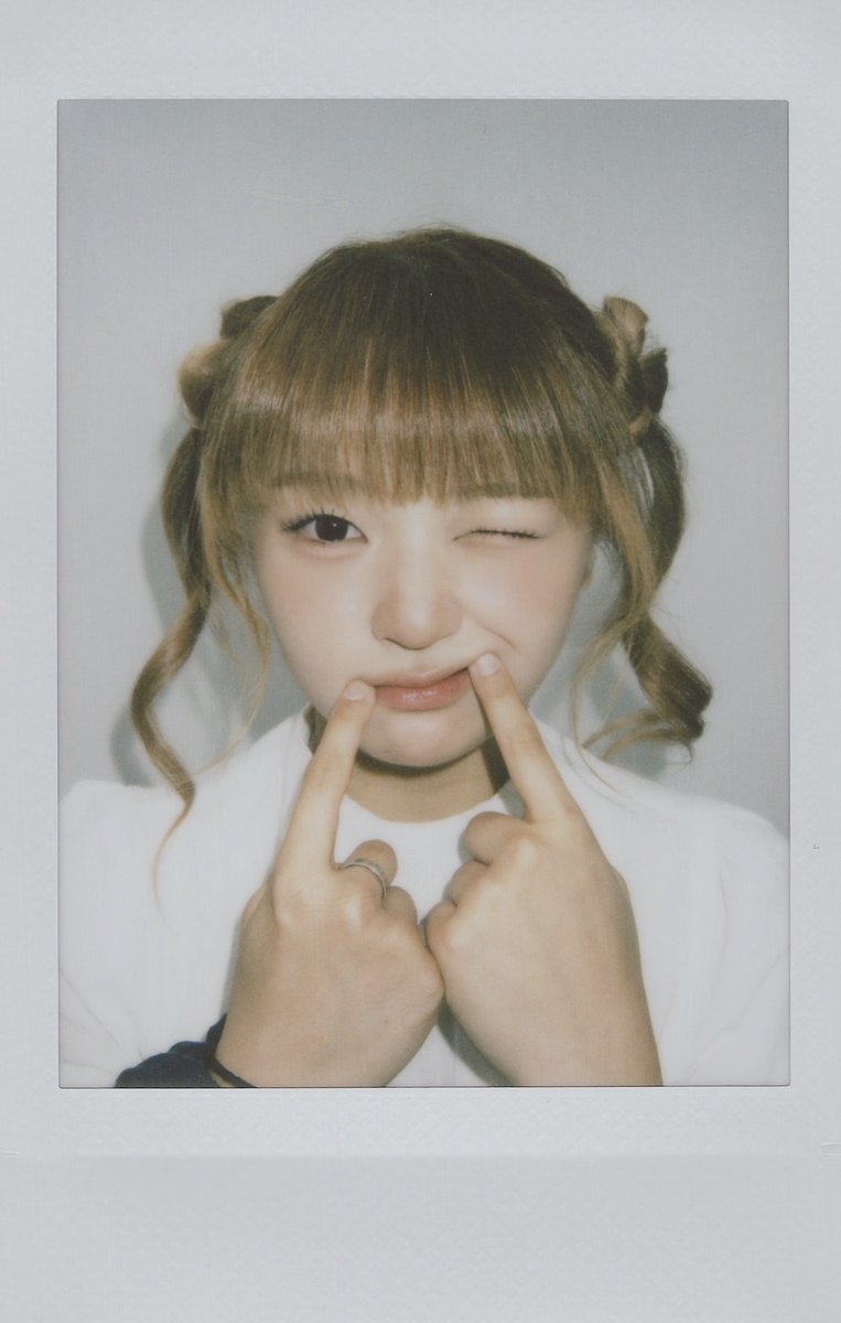 Ieokit_official's tweet photo. [🐹ROMY]

키디키디!! 드디어 애칭이 생겨서 너무 좋아요
사랑스럽다 정말루🥺 이어킷 키디 영원하쟈
╰(*´︶`*)╯♡ ╰(*´︶`*)╯
( 이어킷 하트 키디 )

#IEOKIT #이어킷
#ROMY #로미 https://t.co/RVF07o8Odj