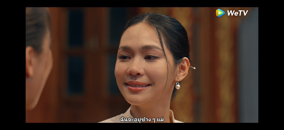 Pisip_23's tweet photo. ฉากนี้ปุยนุ่นกับพี่บิ๊นท์สื่ออารมณ์ได้ดีทั้งคู่เลย สายตา น้ำเสียงแบบฉันอินไปกับตัวละครอ่ะ คือรู้สึกเลยอ่ะว่าเค้าทั้งสองรัก โหยหาและเป็นห่วงกันและกันจริงๆ 

 KHOM KHLANG EP6  
#ข่มขลังตอนที่6 https://t.co/FaO1m3PwTK