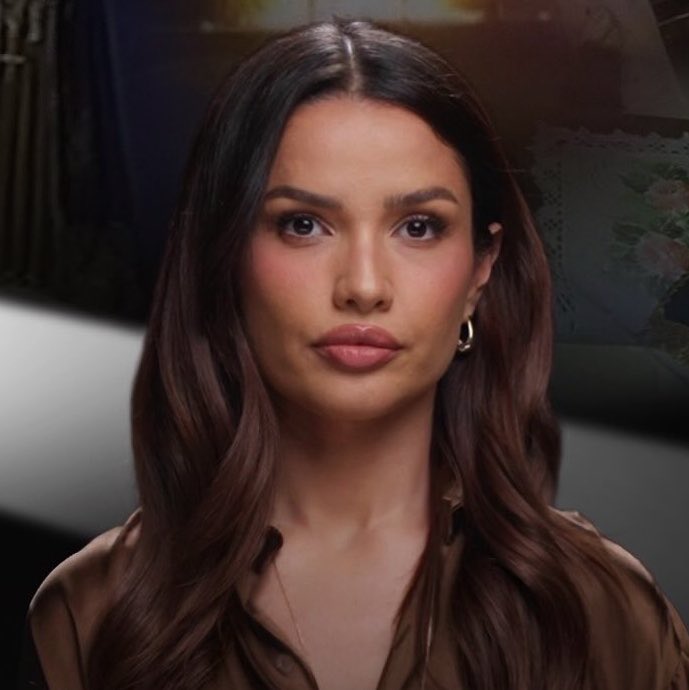 UploadJuliette's tweet photo. O vídeo de Juliette no Revelando expondo a proximidade de Flávio Bolsonaro com intolerantes religiosos já soma mais de 63 mil likes SÓ no YouTube. 🔥 https://t.co/rNaUAHuz3m