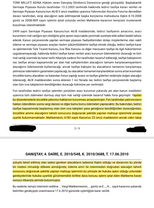 kodlayanborsaci's tweet photo. "PBLK" HUKUKİ STATÜSÜ KAMU ALACAKLARINDAN BİLE ÖNDEDİR.YOK SAYILMASI KANUNSUZLUKTUR! 

14-16 Eylül tarihlerinde işlemi onaylanıp parası takasta kalan (PBLK) yatırımcının alacağı hukuken bir "Kazanılmış Hak"tır. 6362 sayılı SPK Madde 79 (Takas Kesinliği) emredici kanun hükmüdür; idarenin alacağı hiçbir karar veya tasarruf, kanunun hiyerarşik üstünlüğünü ve geriye yürümezliğini çiğneyemez!

Bu konuya ilişkin emsal Yüksek Yargı kararları da aynı yönde olup görmezden gelinemez!! Emsal kararlarda da belirtildiği üzere;

"PBLK" Yatırımcının Alacağı Devletin Alacağından Bile Önceliklidir ve Devlet Bile Alacağını Yatırımcıdan Sonra Alır.

 Danıştay 4. Dairesi (E.2007/5181 ve E.2010/548) sayılı kararı ve Danıştay, 4. Dairesi, (E. 2010/548, K. 2010/3688) emsal nitelikte olup her iki kararda da "Tasfiyede öncelik yatırımcı haklarının korunmasıdır. Fon tarafından yatırımcıların hakları ödendikten sonra vergi dairesi ve diğer kamu borcu ödemeleri yapılacaktır" şeklinde hüküm verilmiştir. 

Bu durumda şunu Devlet bile tasfiyede kendi kamu alacağını fon alacaklarından yani "PBLK" lilerden sonra tahsil edebilirken, idare bu hakkı nasıl yok sayabilir?

BU DURUMDA;

PBLK durumdaki yatırımcı kanuna aykırı şekilde yok sayılırsa, SPK açık bir "Hizmet Kusuruna" imza atacaktır. Asıl o zaman SPK'ya karşı açılacak tam yargı (idari tazminat) davalarıyla kamu çok daha ağır bir zarara uğrayacaktır. 

Pardus KHA fonunda tasfiye nasıl tamamen kitabına ve hukuka uygun yapıldıysa, Tera ve Pusula fonlarında da aynısı olmak zorundadır. Ödemeleri sükunetle bekliyoruz. Ancak olur da çoğunluk için kanunen hak sahibi "PBLK" durumdaki yatırımcısı feda edilirse bu takdirde sermaye piyasalarımız kapanmaz bir yara alır.

 KANUN AÇIKTIR! AKSİ DURUMDA BU HUKUKSUZLUK AÇILACAK DAVALAR İLE YARGIDAN DÖNER! #PBLK_ÖNCELİKLİDİR #PBLK_İPTALEDİLEMEZ #Tera #THF #TLY