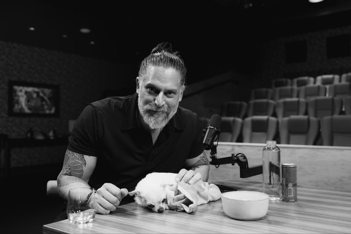 JoeManganiello tweet picture