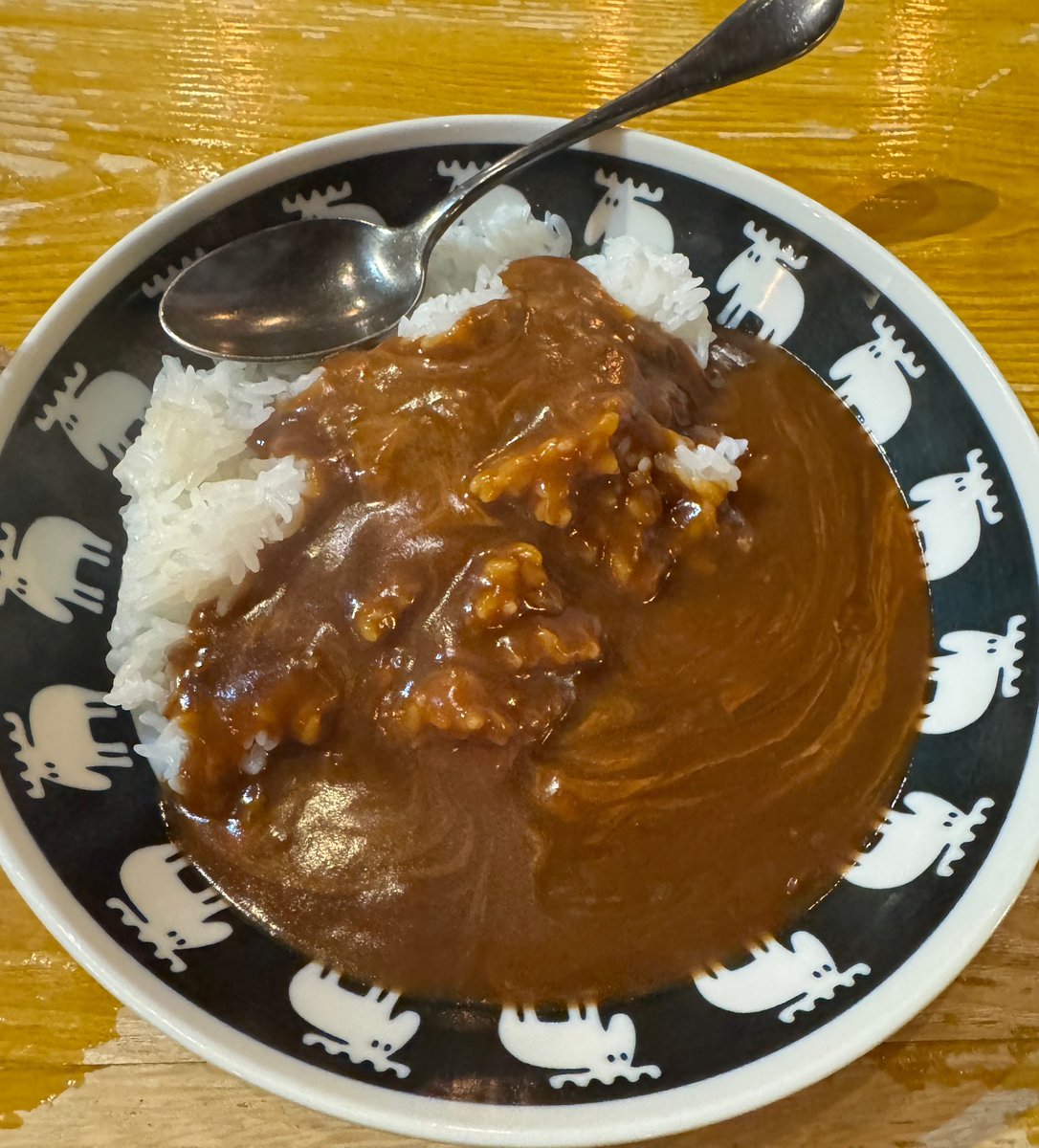 hiroblog's tweet photo. カレーも美味しかった😊 https://t.co/16aVZTw5Gp