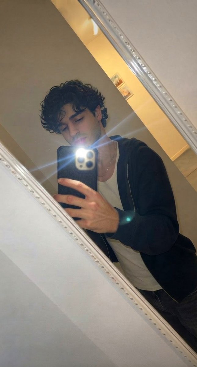 guyfromclouds's tweet photo. Missing myself https://t.co/jv7cs9rzyQ