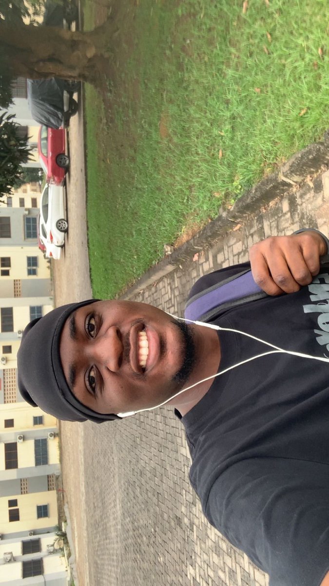 sexyprogrammer's tweet photo. kwaku the traveler😔 https://t.co/FCHNyp5ciu