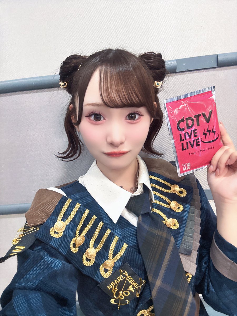 yamano_arisu's tweet photo. #CDTVライブライブ にて
11/25(水)発売の6thシングル表題曲

 『ロックスター様』 ​
初披露させていただきました❤️‍🔥🎶
ご覧いただき、実況ポストもたくさん
ありがとうございました🥺🙏🏻

24時から先行配信がスタートしますっ！！ぜひ、たくさん聴いてください😉🫶🏻
#ロックスター様
#ニアジョイ https://t.co/QfNjgwCkyC