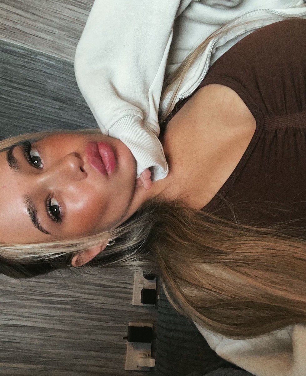 queenmaixx's tweet photo. Sending me money is a privilege🤌🏻⭐️🤍

Findom brat domme slave https://t.co/NOOMfH7GR5