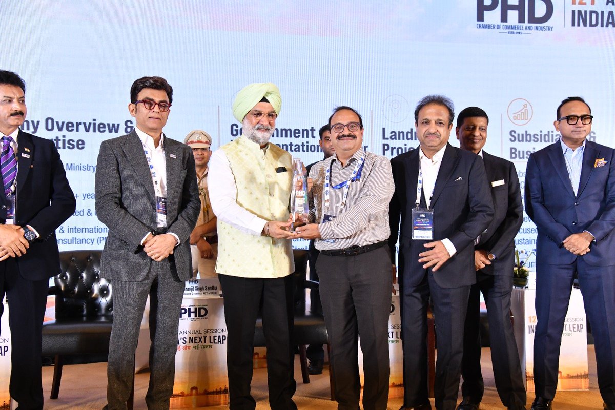 OfficialNBCC's tweet photo. #NBCC is proud to receive the prestigious #PHDCCI Public Sector Excellence &amp; Nation-Building Award.

Shri K. Ganeshiy a, ED (HRM), presented the award to Dr. K. P. Mahadevaswamy, CMD, NBCC, commemorating this proud achievement. https://t.co/KUq5pbzsJ8
