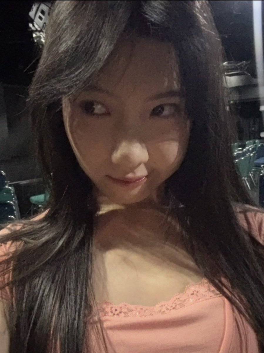 JE_JemimaJKT48's tweet photo. #JemiMonday https://t.co/FtoeElWiwf