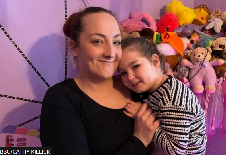 able2uk's tweet photo. Mum of a daughter with Cohen syndrome highlights the struggle parents with disabled children have trying to find suitable care so they can return to work https://t.co/eYJXIdyluI #care @ChildmindingU https://t.co/lbWZaAi72a