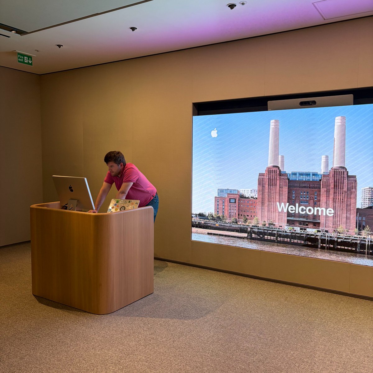 yangli_'s tweet photo. Last week at Apple’s London HQ, my co-founder @AlistairPullen  was invited to present to some of the UK’s most security-conscious organisations on the work we’re doing at @CosineAI.

I can’t share who was in the room, or most of what we discussed, but it’s becoming clear the idea that serious AI must live in someone else’s data centre is starting to fall apart.

Apple Silicon is now powerful enough, secure enough and efficient enough to make local AI genuinely serious. And once that is true, there’s an obvious question to ask:

Why would defence, government, banks or critical infrastructure send their most sensitive intelligence outside their own perimeter if they no longer have to?

That is where Cosine fits in. Apple provides the hardware foundation. We provide the sovereign AI stack on top of it: models, agents, orchestration and applications that run fully on-premise, fully air-gapped, with no external dependency. Pull the cable, and it still works.

And yes, we were pretty pleased that Apple chose us to help explain that future to the room. More to share soon.