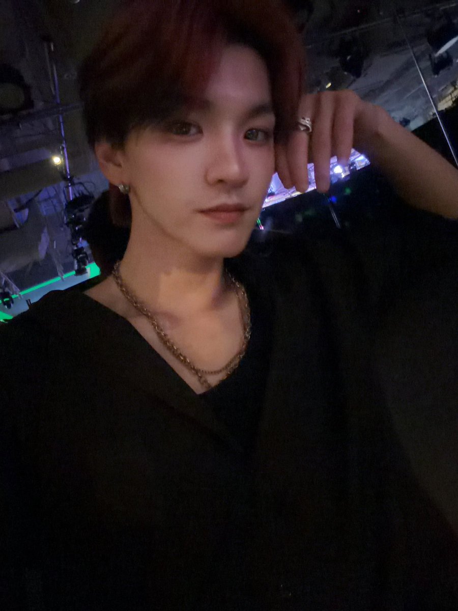 kensho150929's tweet photo. 本日もライブありがとうございました！！
久々のmagnet明るい時間帯からだったけど一緒に騒げて楽しかったよー！😊
ハンパないみんなもうしっかり踊れてるのすごーい👏

10月もあっという間に終わるからひとつひとつのライブをしっかりと楽しんでこかー！
#SAWAGE https://t.co/idGnPu1Qxd