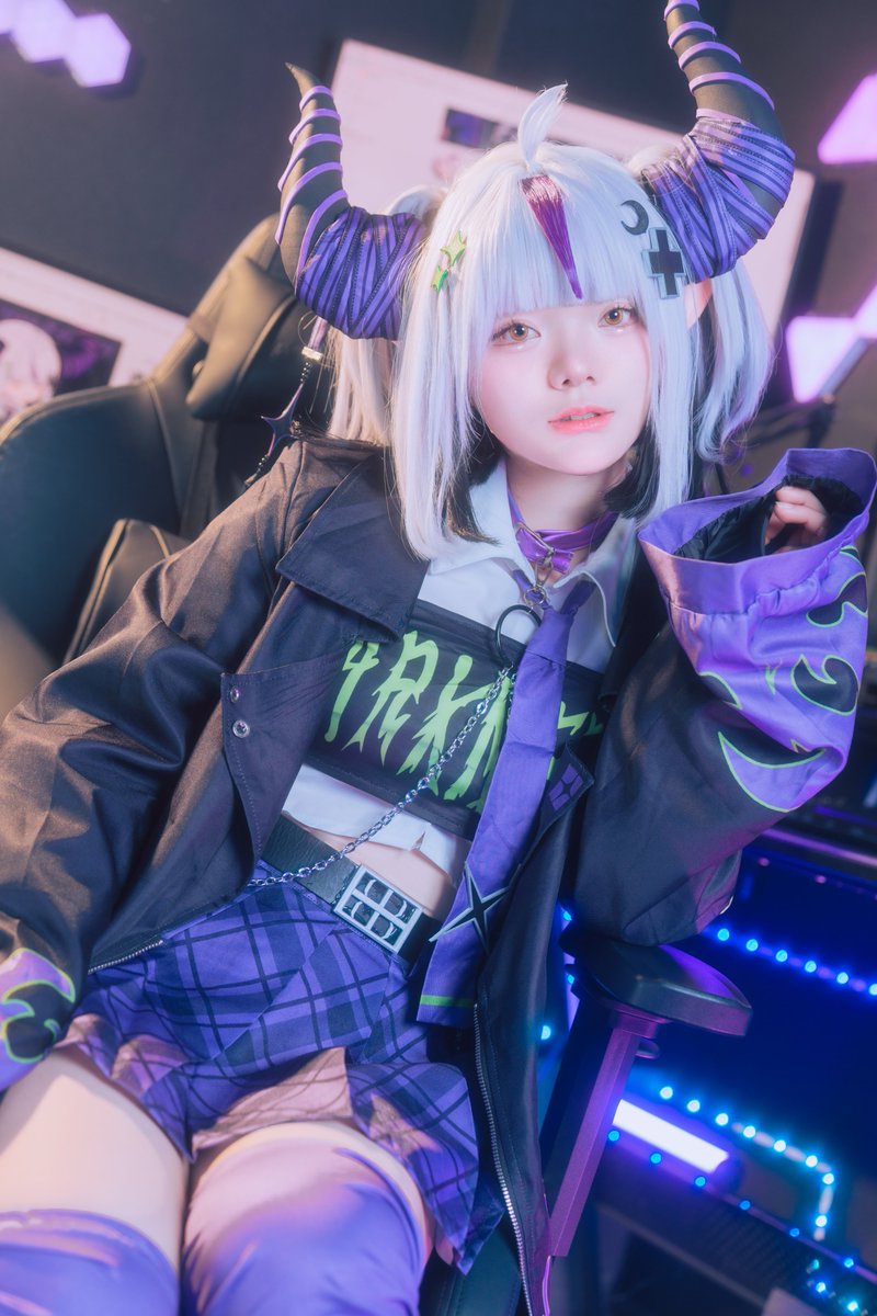 si_na_1cos's tweet photo. #三連休はフォロワーさんが増えるらしい

ホロライブ中心にコスプレで好きを表現しています❣️
是非フォローしてください😿✨ https://t.co/uC2RU9VJWs