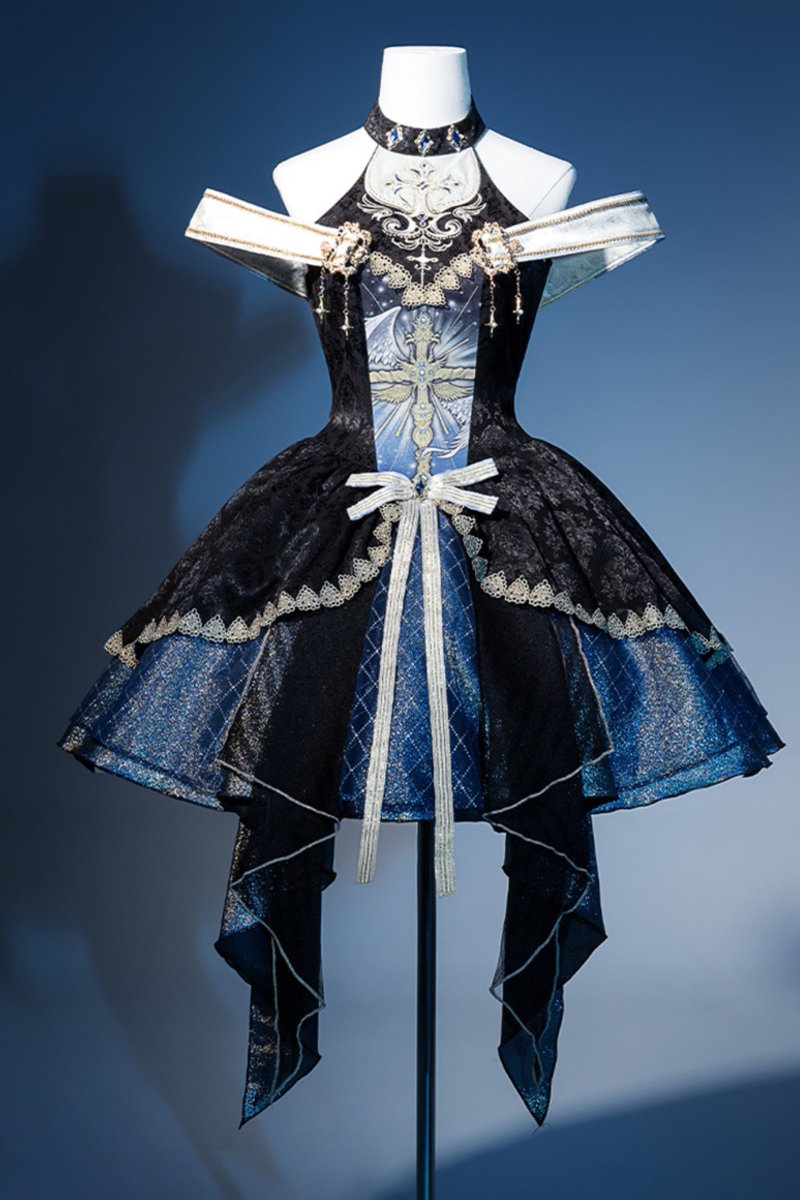LilyBlack_shop's tweet photo. 🌙💙夜空に祈る天使の羽のゴシックドレス💙🌙 https://t.co/yHBDcy3Zmh