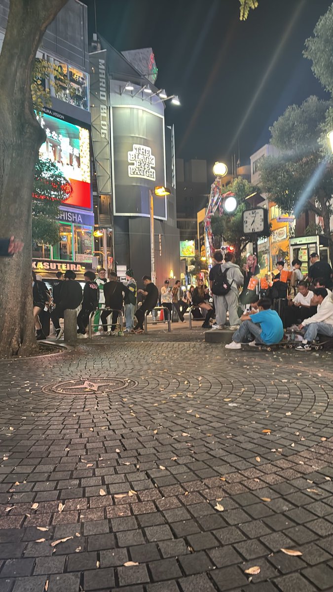 Rin0301_tro's tweet photo. まさとのmv撮影でみかどのTシャツ着るキチガイは俺 https://t.co/EwaNg86WmI