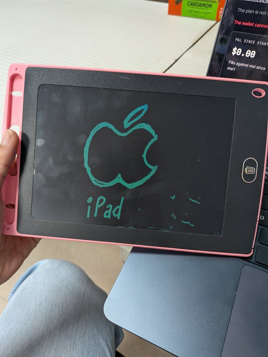 SheHodlss's tweet photo. type of shit @rajatlko13 pulls out when the company refuses to give me an iPad 😭 https://t.co/QiWuyZc52Y