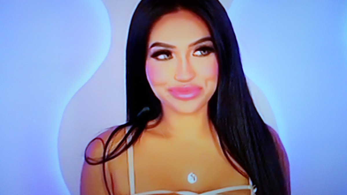 theharribro's tweet photo. "Angelic Abby B"! @BabestationTV 🙂♥️💕😘 xxx Harribro/HB 🙂😘 Xx 👍🙂 https://t.co/Zey7nxnI3l