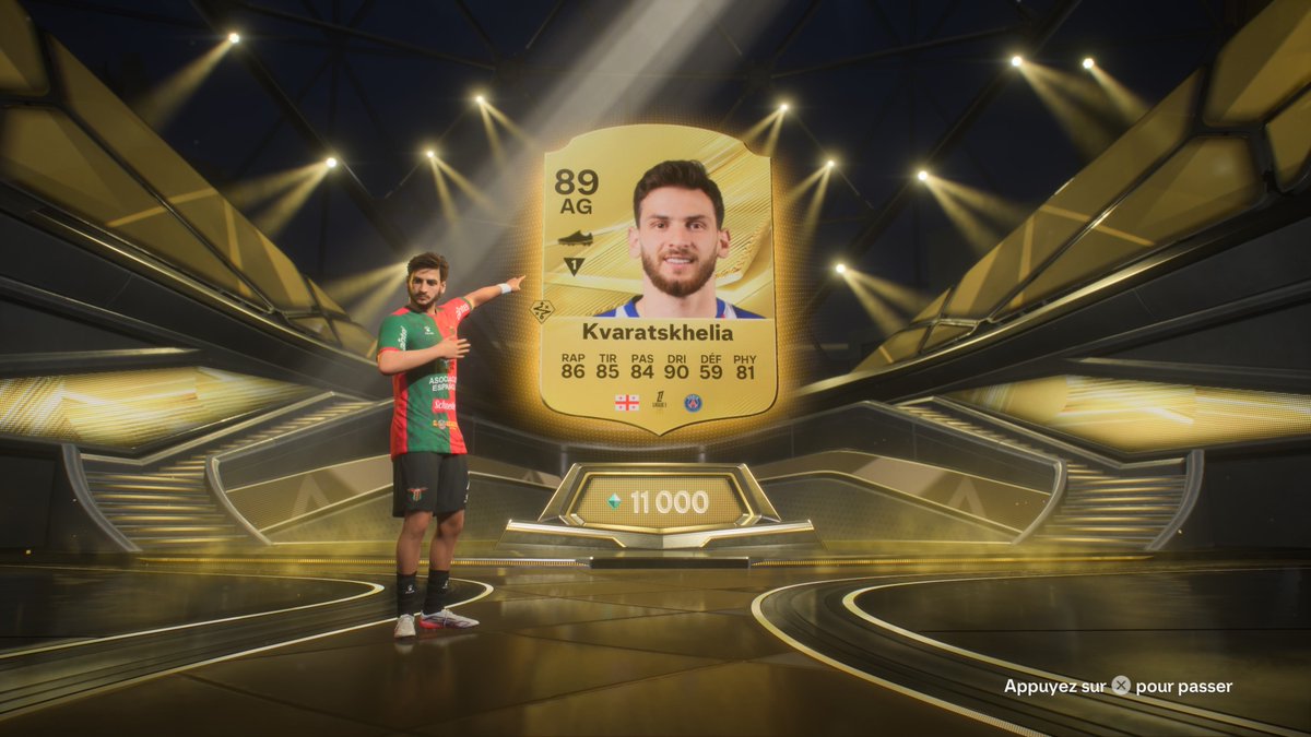 hugoslide7's tweet photo. Ah bah au final, c’est trop cool de recommencer un FC27 sur un compte secondaire à 0€ 😂🔥

LET’S GO, nouvelle aventure ! 🚀⚽

#FC27 #FUT27 https://t.co/qYGMzJTU8t
