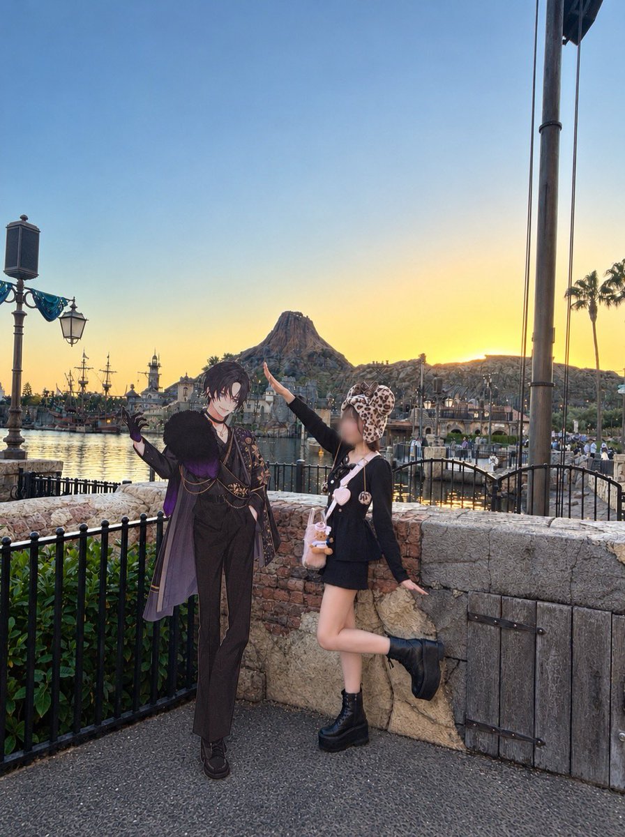 tyacha222888's tweet photo. 憧れのアクスタ写真撮ってきた^> ·̫ <^⭐️♩ https://t.co/1wHpzAzknM
