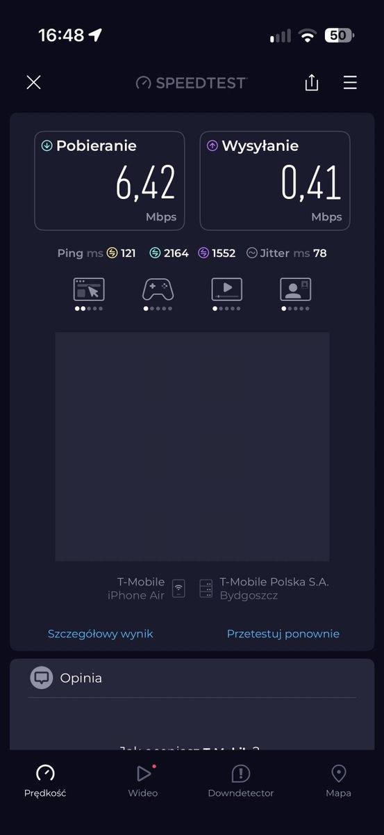 debianeq's tweet photo. żywam Starlinka jako mój główny Internet, bo T-Mobile mocno zawodziło. Zgłaszałam, chciałam nawet rozwiązać umowę z ich winy, bo nie da się korzystać. W końcu mój problem zniknął. Zapytacie czemu Starlink? Bo u mnie nie ma światłowodu i to była najlepsza opcja. Niżej porównanie. https://t.co/4EV2L1tPsC