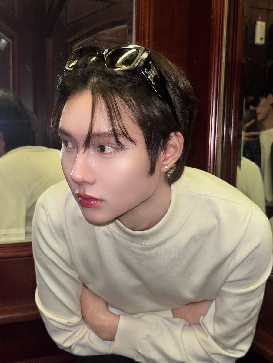 bmyx___'s tweet photo. หมวยคาดแว่น หมวยอย่า

#nampingster https://t.co/amlCYusss0