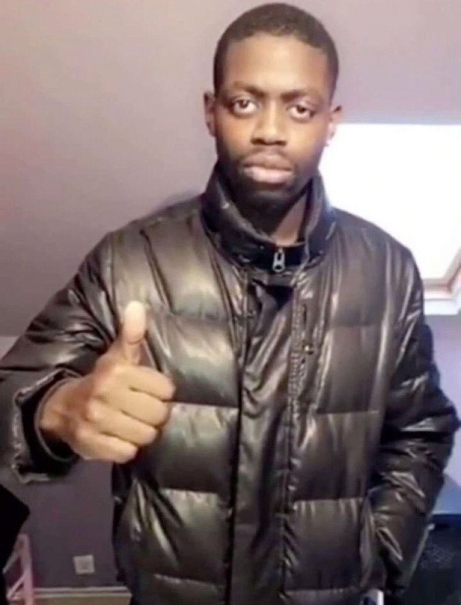 azeryukj's tweet photo. désolé mais les nouveaux rappeurs n’auront jamais leurs place dans ma playlist https://t.co/ddOR7MZj4B