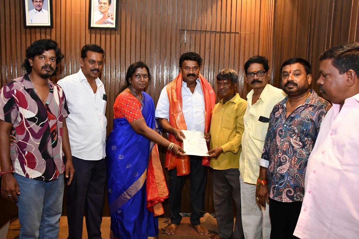 YadavTalasani's tweet photo. Distributed ₹13.55 lakh in CMRF financial assistance to 26 beneficiaries from the Sanath Nagar constituency, extending timely support to families in need.

#CMRF #SanathNagar #Telangana #Welfare https://t.co/H1LDnpMI55