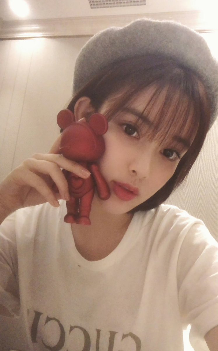 eliraom's tweet photo. Hampir satu dekade dah berlalu dan meng masih lucu haha seneng deh bisa liat meng ponian lagi setelah sekian lama 🤭

Thanks nian 😚 https://t.co/0cagymtMc6