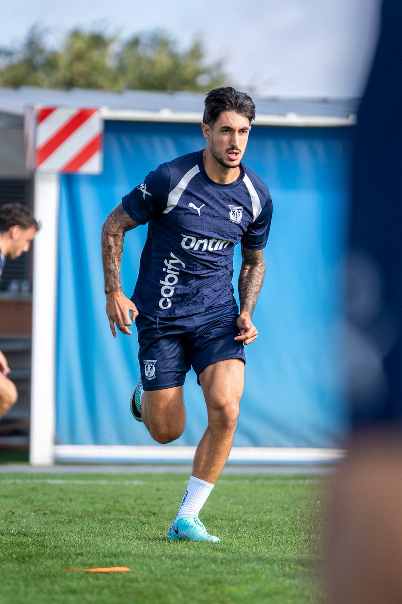 CDLeganes's tweet photo. 🏃🏽 Sesión de lunes en la ID para comenzar a preparar el #LeganésCórdoba del viernes. https://t.co/qWf8zpI9Hj