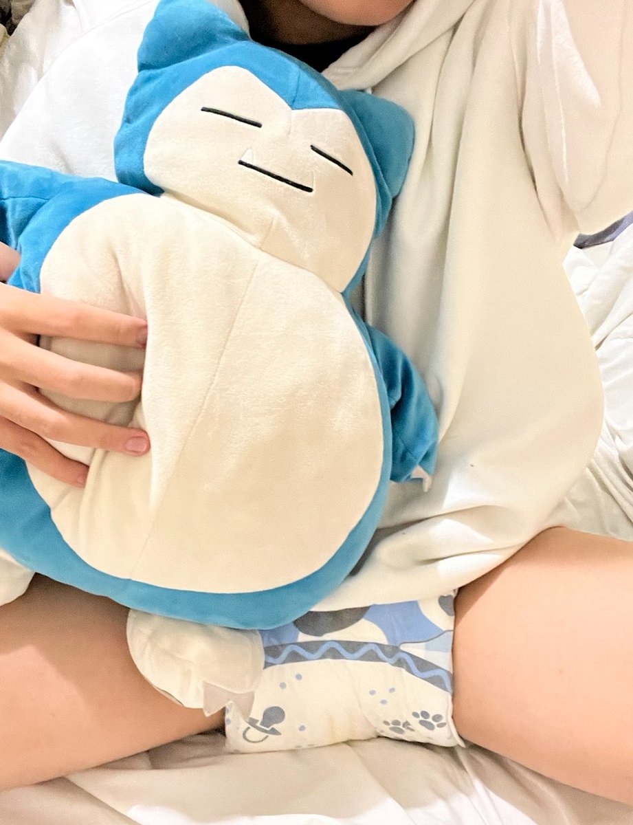 Grey_Ratt28's tweet photo. My cuddle buddy whehehehe 🧸 https://t.co/TYsSuEsvET
