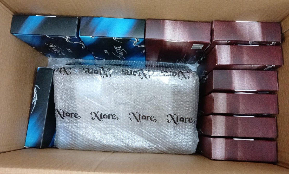 lilacdvst's tweet photo. phantom fire merch boxes for (I think) @ryni_0701 and 3 other people....
what the hell are you doing?? @Xtoreofficial @XODIAC_STAFF https://t.co/bPShRSBAMq