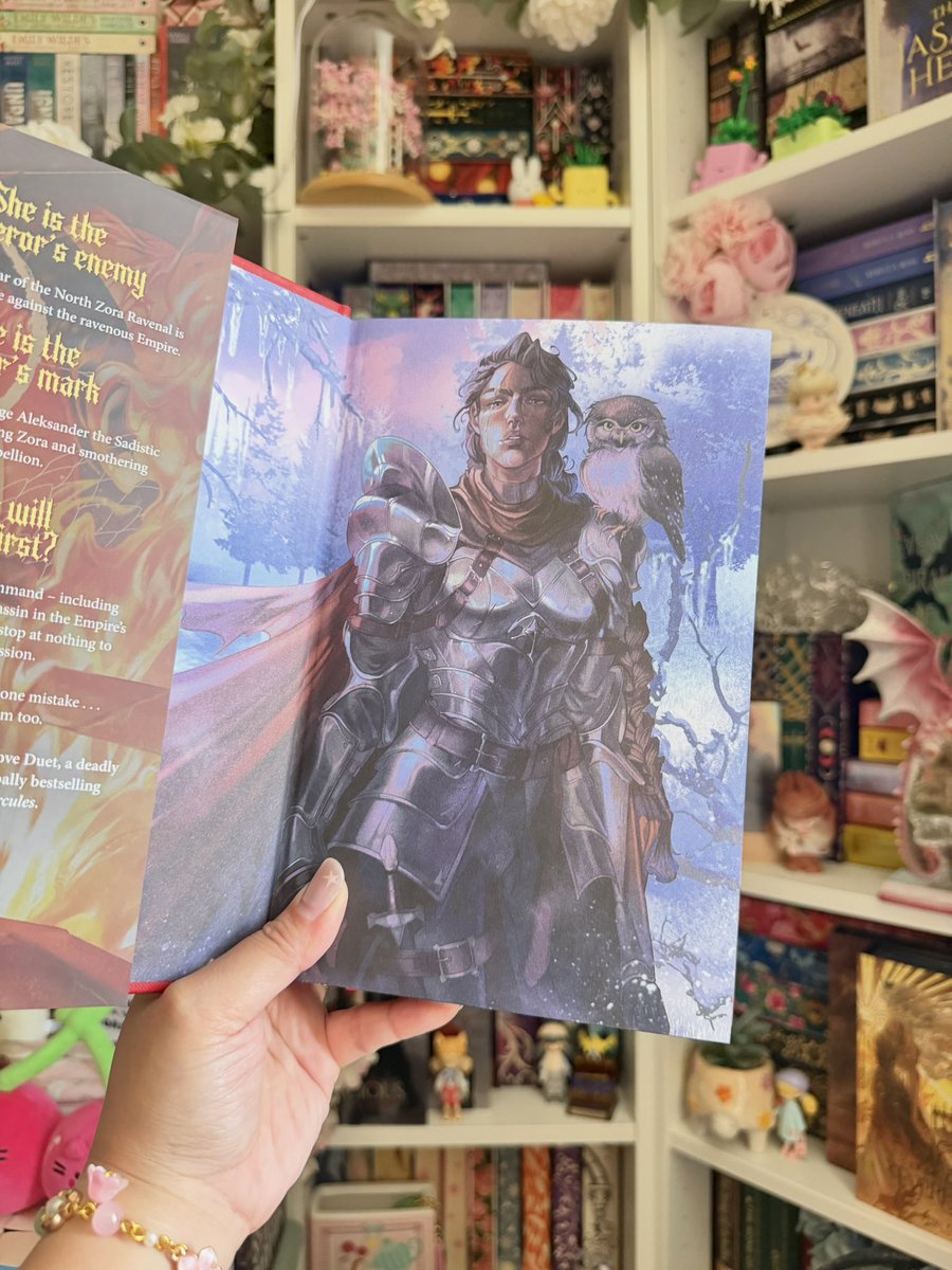 jasadheir's tweet photo. locked library’s edition of the emperor’s enemy is actually insane oh my god https://t.co/GNpF0JN2P1