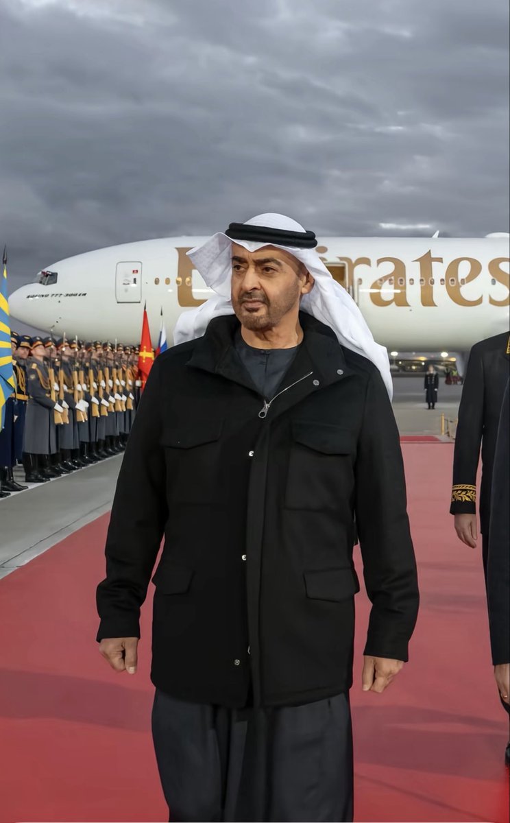 x_5vi's tweet photo. الله ثم الوطن ثم رئيس الدولة🇦🇪⚔️ https://t.co/KFWCU4787e