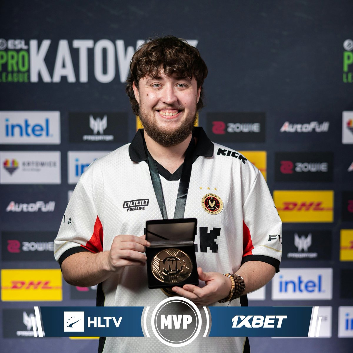 HLTVawards's tweet photo. 2026 HLTV MVP winners so far: 

@zywoo: 🏅🏅🏅🏅🏅🏅
@donk1337: 🏅🏅🏅
@lattofps: 🏅🏅
@SpinxCS2: 🏅
@HUASOPEEK: 🏅
@FLCm0NESY: 🏅
@w0nderfulof: 🏅
@cmtrycs: 🏅
@ropz: 🏅
@makazzee: 🏅 
@NiKoCS_: 🏅

ZywOo now has 27 Big Event MVPs - double the next highest total of 14, held by s1mple 🤯