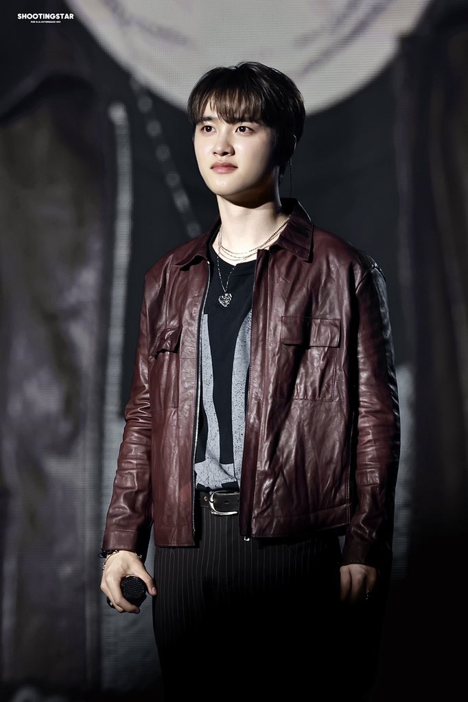 SHOOTINGSTARai7's tweet photo. -

2026.10.04
🫳🐧

@DOHKYUNGSOO_X 

#dohkyungsoo #都暻秀 #kyungsoo #도경수 #ドギョンス https://t.co/wiRbL1teC3