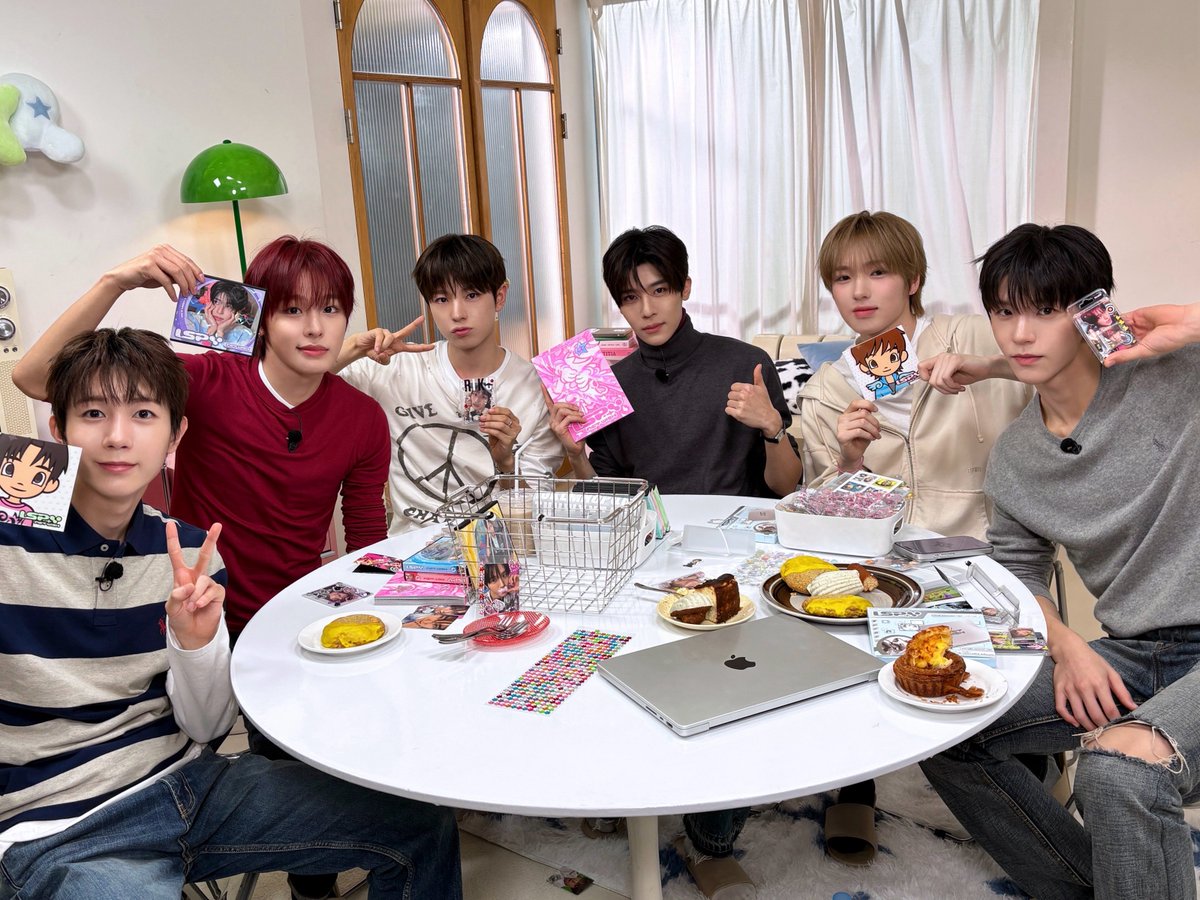 nctwishofficial's tweet photo. I SPY ☆ 화상 미팅 끝!

EVERYTHING, ALL AT ONCE, NEO
https://t.co/LrMbZwt0Ol

#NCTWISH #ISPY
#NCTWISH_ISPY
#NCT_10TH_ANNIVERSARY https://t.co/XuG7GbBss2