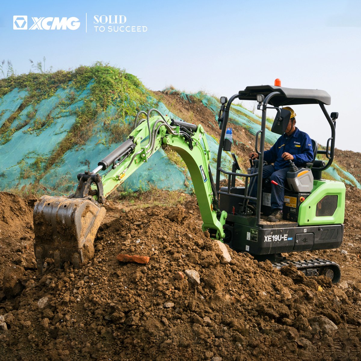 XCMGExcavator's tweet photo. XCMG’s XE19EV all-electric mini excavator is in action on a European earthmoving site—with zero emissions, quiet operation, and a compact, agile design, it enables precise and efficient urban construction!
#XCMG #SolidtoSucceed #ConstructionProjects
#PowerfulPerformance https://t.co/tjWKdK9lYY