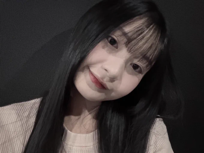 Image from Mikaela Kusjanto (@M_MikaelaJKT48)
