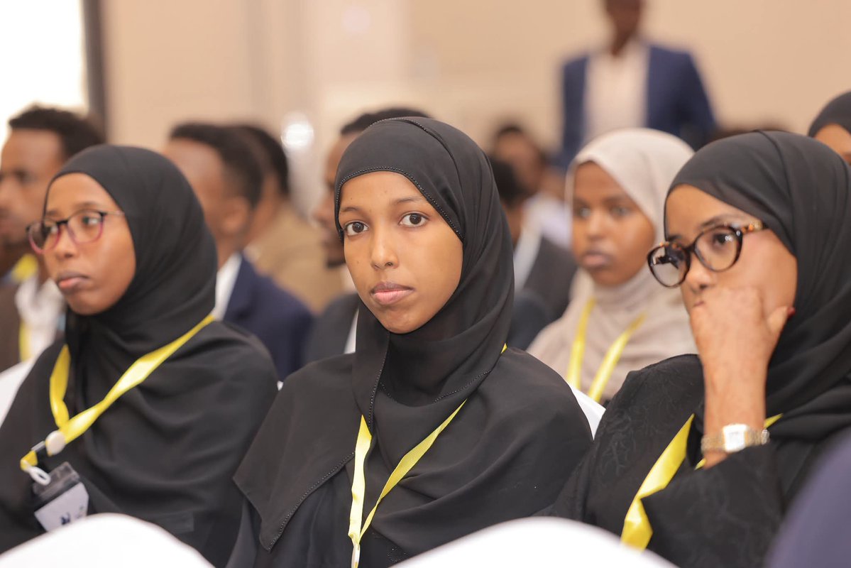 SIMADUniversity's tweet photo. Dr. Mohamed Mohamud, Rector of Somali National University, delivered the opening remarks at EACON 2026 in Mogadishu.

As one of the universities organising the conference, Somali National University joins other stakeholders in bringing together regional leaders, policymakers, academics, and business executives to advance dialogue on Somalia’s integration into the East African Community.
#EACON2026 #SomaliaInEAC #DeepeningDomestication
#EACIntegration #EastAfricaCommunity