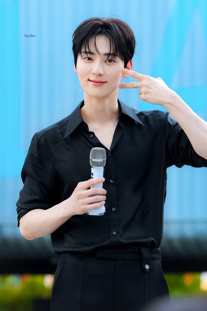 tender_89's tweet photo. #황민현 https://t.co/xTxKufUTd8