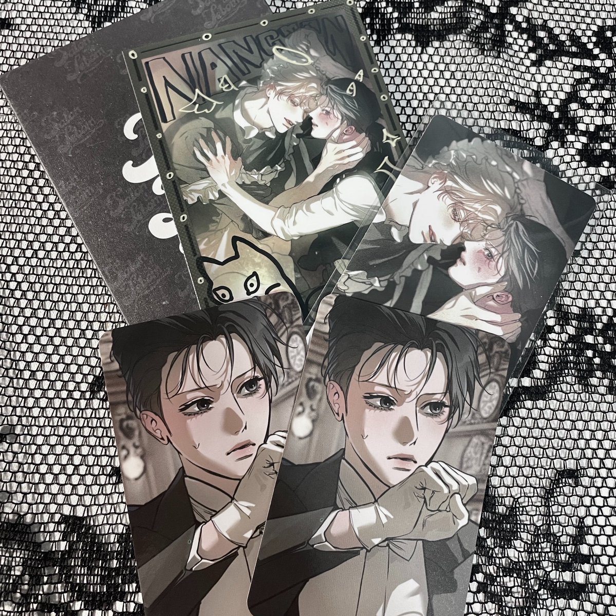 PN_9lq's tweet photo. ── เค้าขอรับแลกเรื่องต้นไม้ไร้รากนะคะ 
ถ้าไม่มีใครแลก เดี๋ยวเค้ามาปล่อย🪽

#ตลาดนัดmanhwa #ตลาดนัดมันฮวา https://t.co/biz7XjTtJC