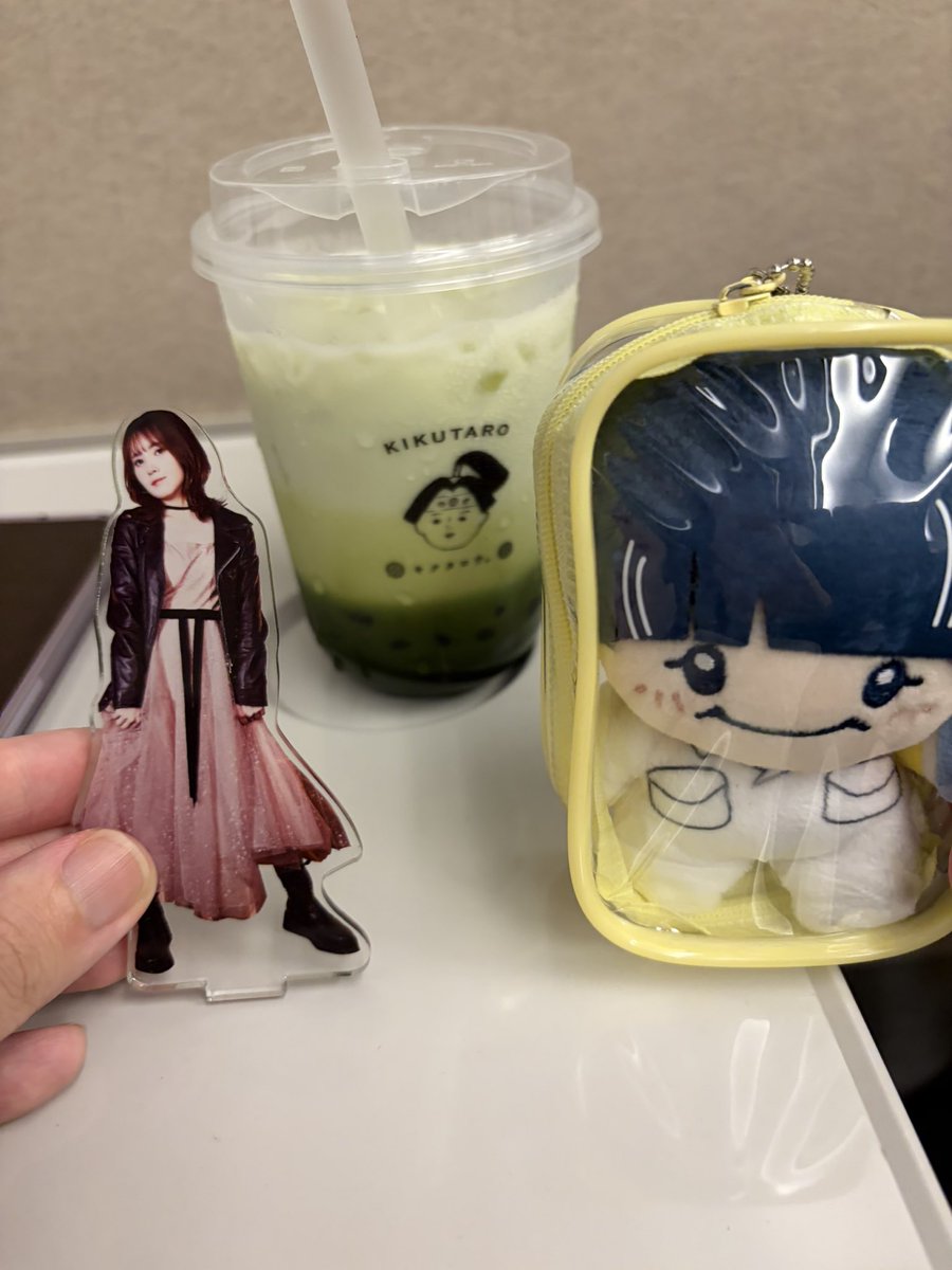 xskykeyz's tweet photo. 森さんとYATTEKURUで北九州に行ってました！

久々のイベント参加と初北九州楽しかった！！
たくさん笑える良いイベントだったなぁ

帰りはグリーン車でゆったり贅沢に https://t.co/H6Fp2HCAZ6