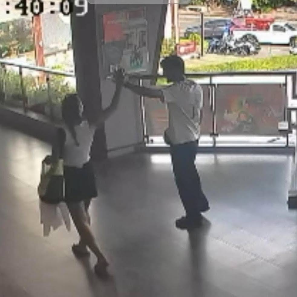 pureguava10300's tweet photo. Is this the same couple?  🤔

------------------------------------

Warning: These two tourists are habitual thieves.

 Someone contacted me on Instagram saying they stole a pair of trousers worth 1,595 baht in Rawai. The woman acted as lookout while the man stole them. They’re currently being tracked down. (They even high-fived to celebrate.)

#BadlyBehavedTourists #VisaFreeEntry #Theft

Source
https://t.co/6VVzaBK3DX