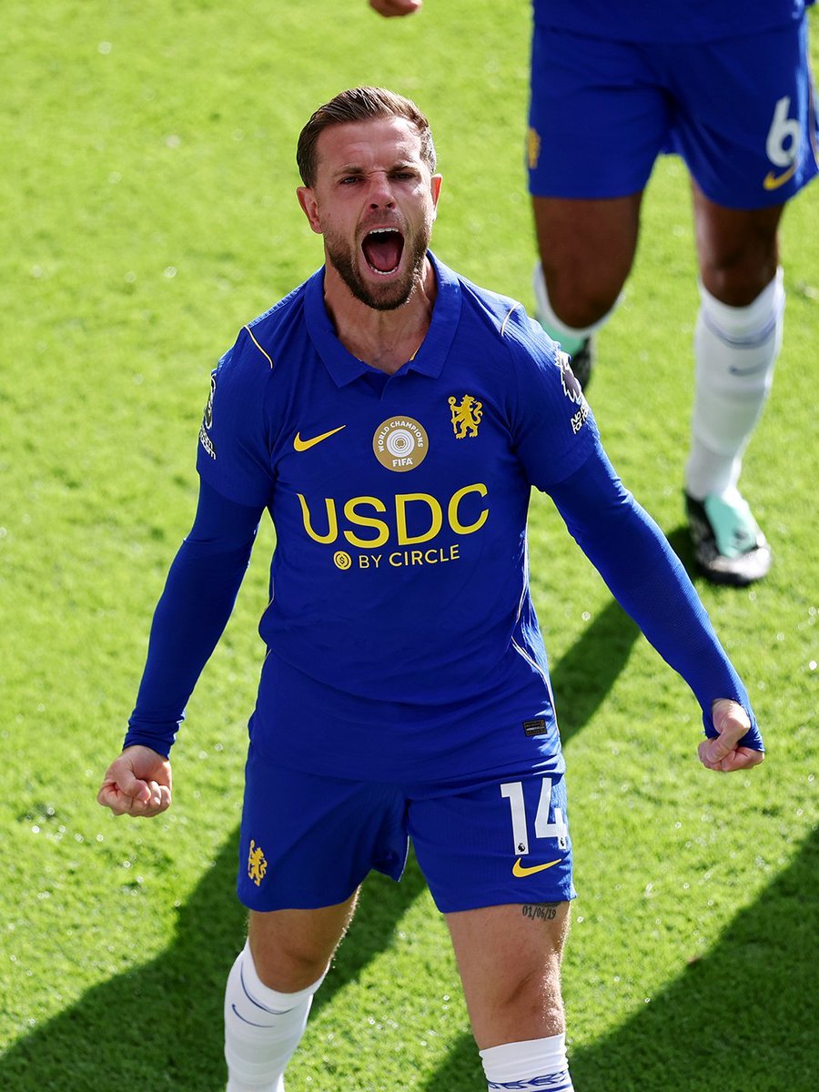 Graces_firstson's tweet photo. STANDOUT STAR of the WEEKEND ✨⚽

🏅 Jordan Henderson 👑 

The 36 yr old Englishman scored twice including a pretty 70' free kick + 1 assist in the 5-1 win over Bournemouth. Dream debut! 
And that ended Chelsea's 3-game winless run.
 FotMob gave him a 9.2 rating. 👏 

 #Chelsea https://t.co/lxxxldbnan