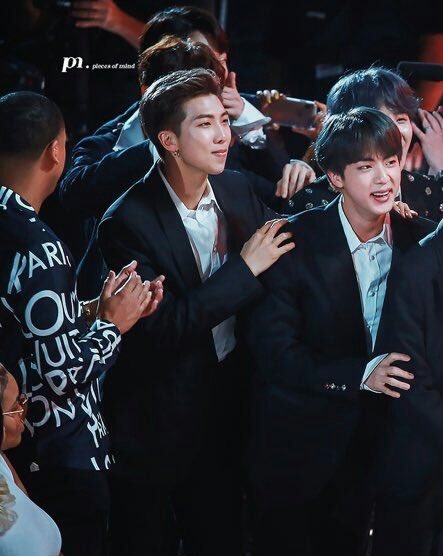 jooniefighting's tweet photo. I vote #BTS for Fan’s Choice Male at #2026MAMAVOTE https://t.co/iN0ppjaWD8